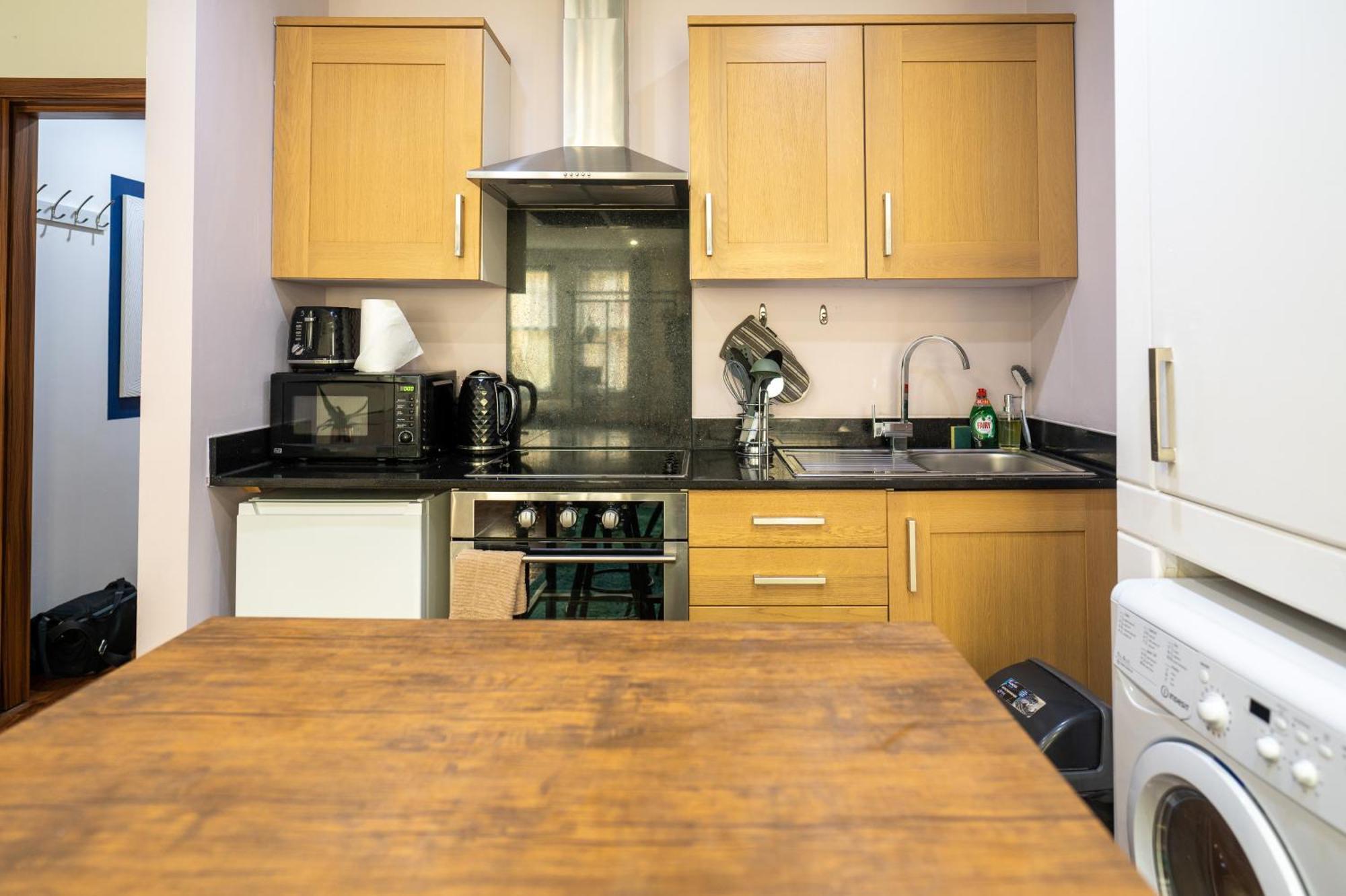 Reef7 - Modern Central Flat, 5 Mins From Beach, Centre And Bournemouth International Centre Exterior photo